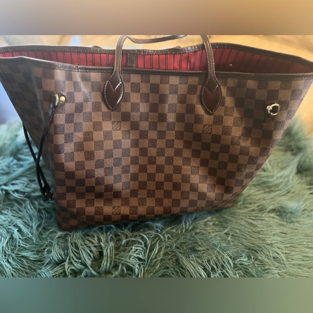 Authentic Louis Vuitton Neverfull GM Damien